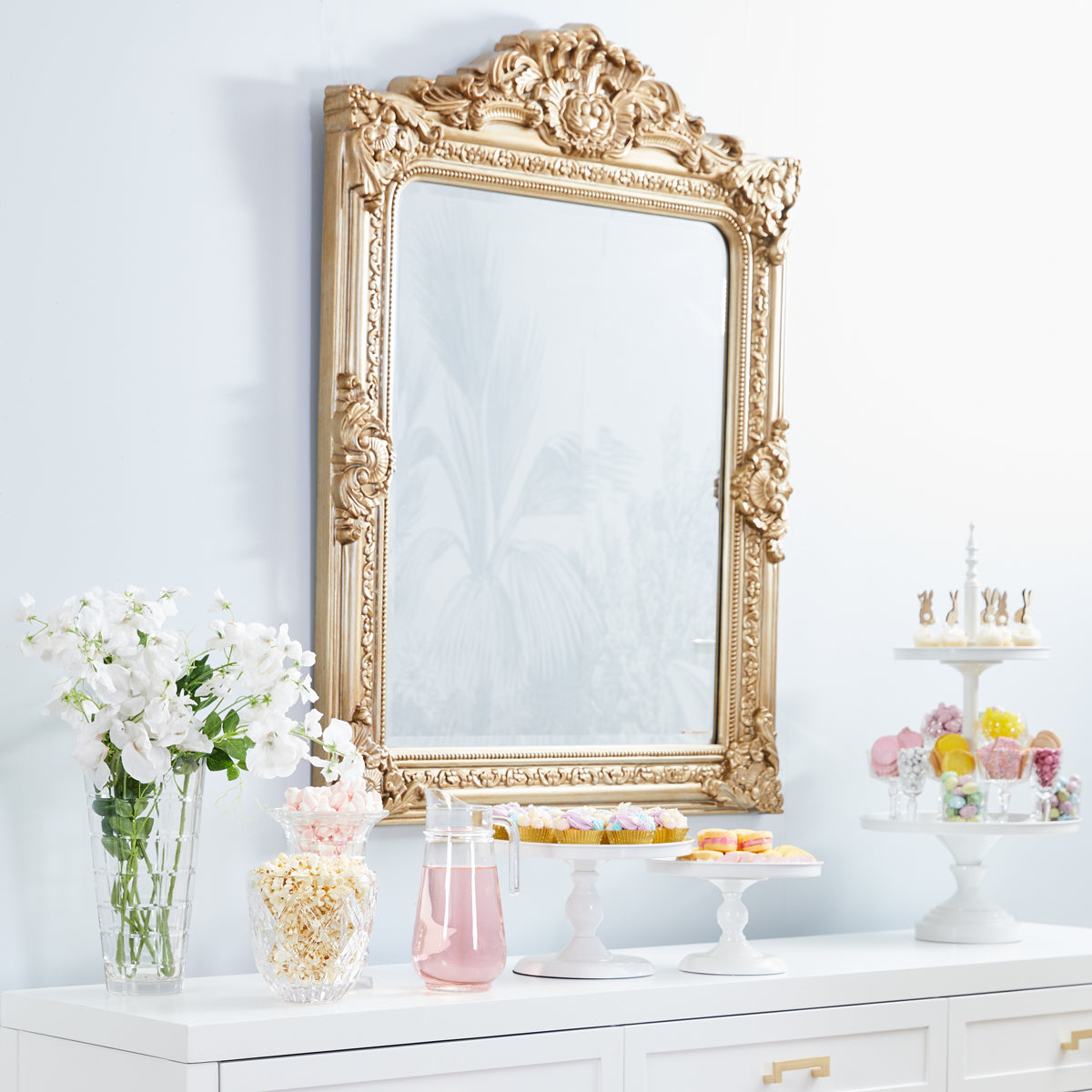 RETURNS STOCK - BRAND NEW - Elizabeth Wall Mirror - Antique Gold