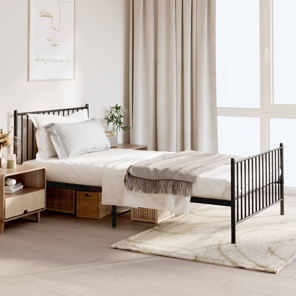 Metal Bed Frame Without Mattress With Footboard 183X203 Cm King