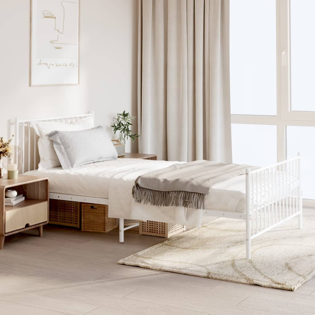 Metal Bed Frame Without Mattress With Footboard 183X203 Cm King
