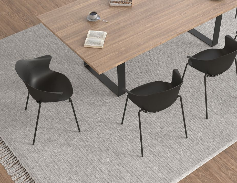 Pebble Armchair with Shell Seat - Black