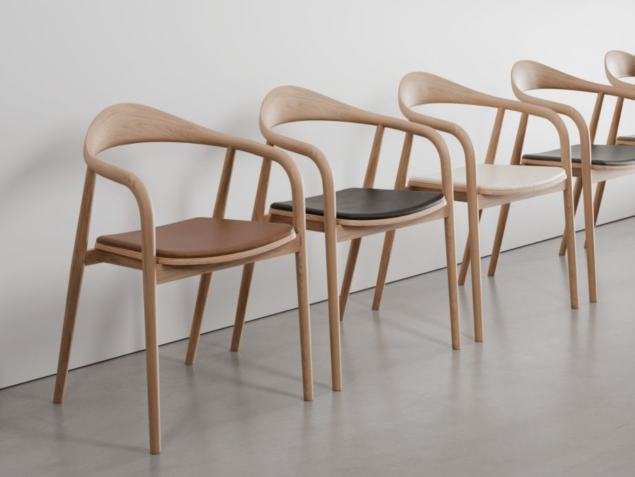 Arki Armchair with Leather Cushion Pad - Natural