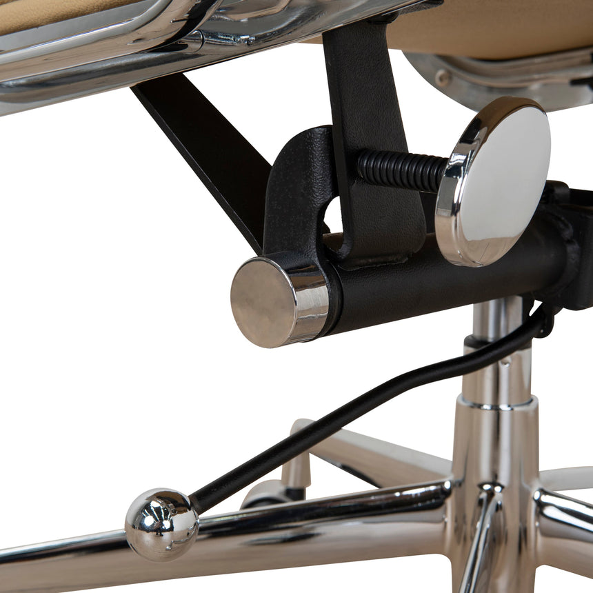 Low Back Office Chair - Light Brown Leather